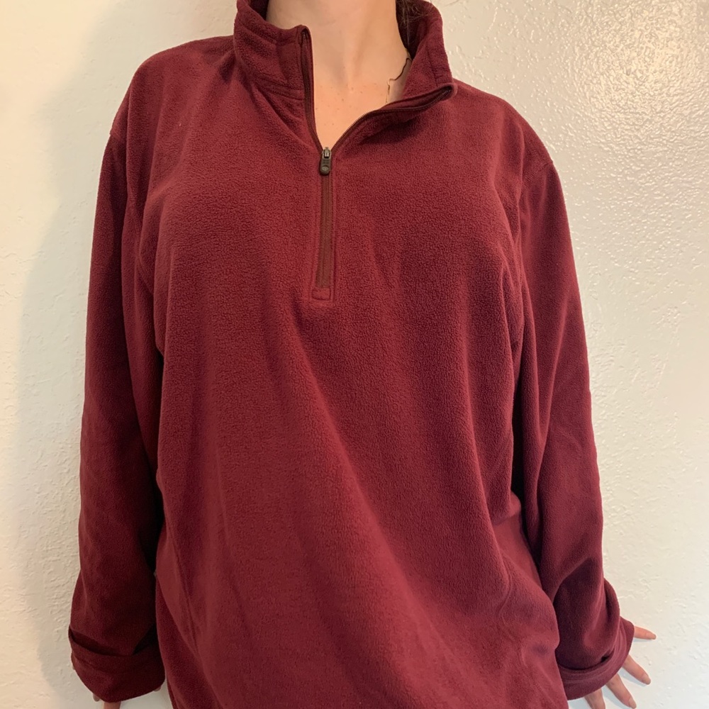 REI CO-OP  men’s burgundy pull over